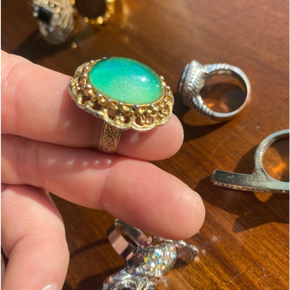 BUNDLE OF 6 STATEMENT RINGS 💍 - Picture 8 of 16